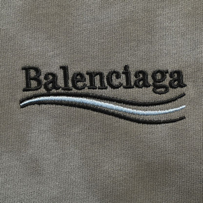 Camiseta Balenciaga con logo tie-dye (gris)