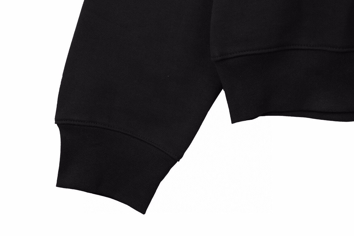 Essentials Sweatshirt - close up - replica sneakers