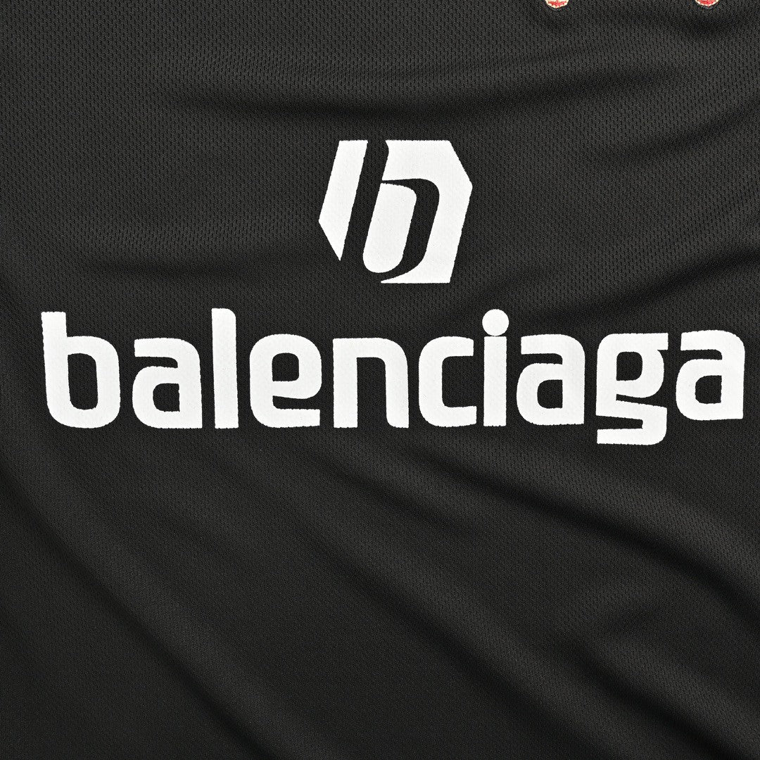 Camiseta negra con el logo de fútbol de Balenciaga