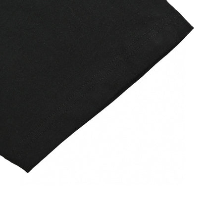 Camiseta negra con el logo triangular de Gucci