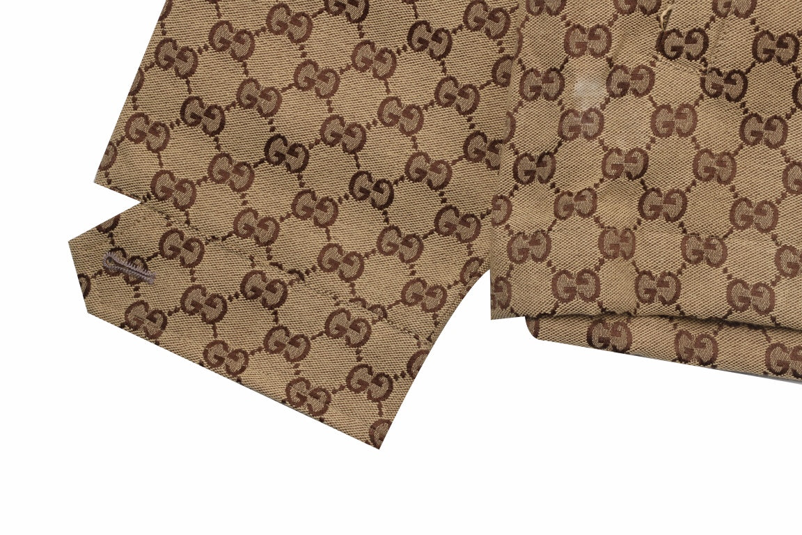 Chaqueta deportiva con monograma de Gucci.