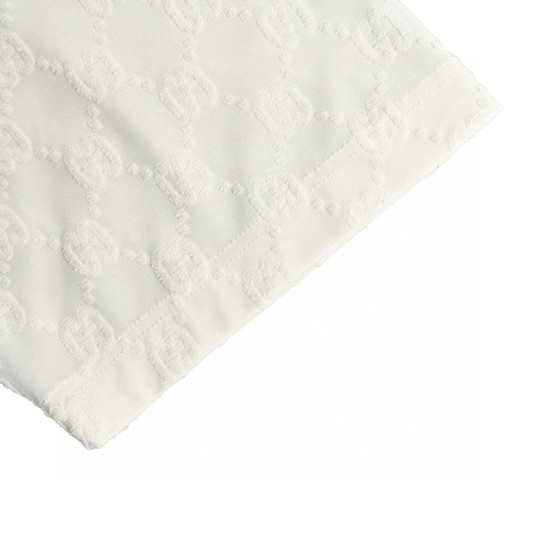 Camiseta Gucci con estampado GG (blanca)