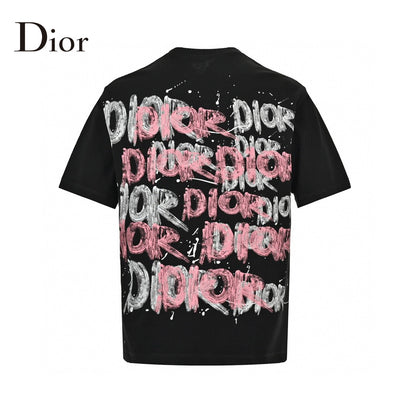 Dior T-shirt - Paint Stroke Logo - Black Unisex Streetwear Limited Edition - <span>This Dior t-shirt features a bold design with the Dior logo in a paint stroke