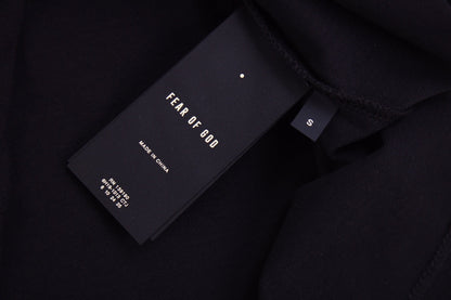 Fear Of God Letter F T-shirt (black) Unisex Streetwear Limited Edition - <p dir='ltr'><span>This Fear of God t-shirt features a bold letter 'F' graphic on the