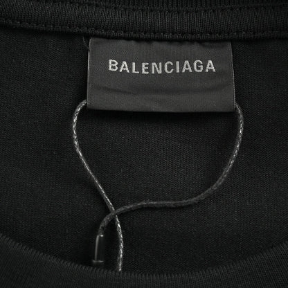 Balenciaga T-shirt - Paris Graphic - Black Unisex Streetwear Limited Edition - <span>This Balenciaga t-shirt features a bold graphic design. The front showcases the word 'Paris' in