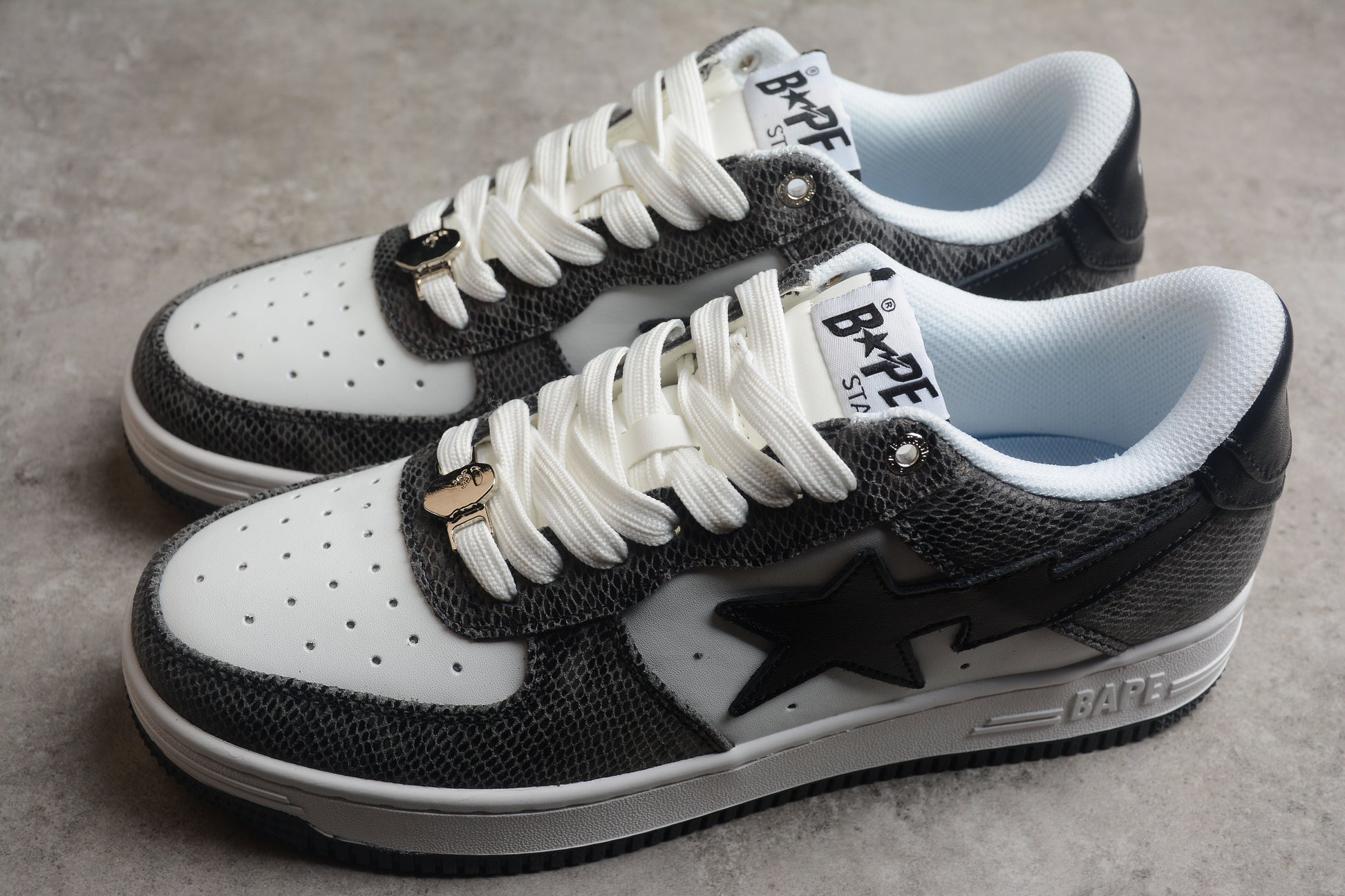 BAPE Sta Low-top Sneakers With Snakeskin Pattern - Black Unisex Streetwear Limited Edition - **BAPE STA Low-Top Sneakers with Black Snakeskin Pattern** Step up your sneaker game with the