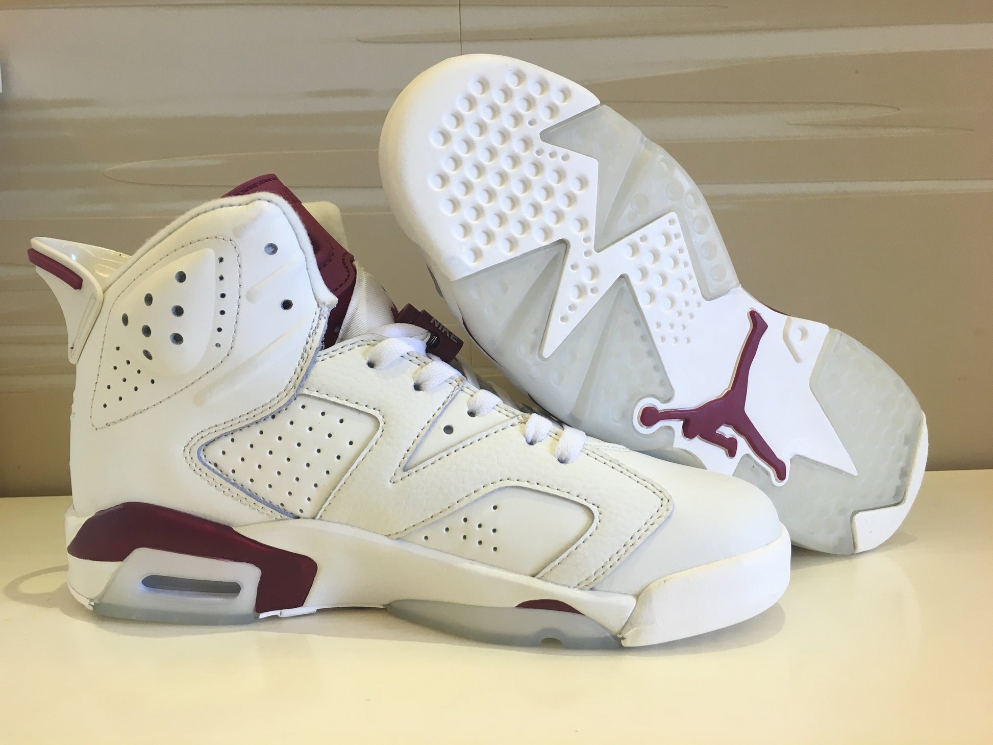 Jordan 6 'maroon' - White Unisex Streetwear Limited Edition - **Air Jordan 6 'Maroon'** Step up your sneaker game with the iconic Air Jordan 6