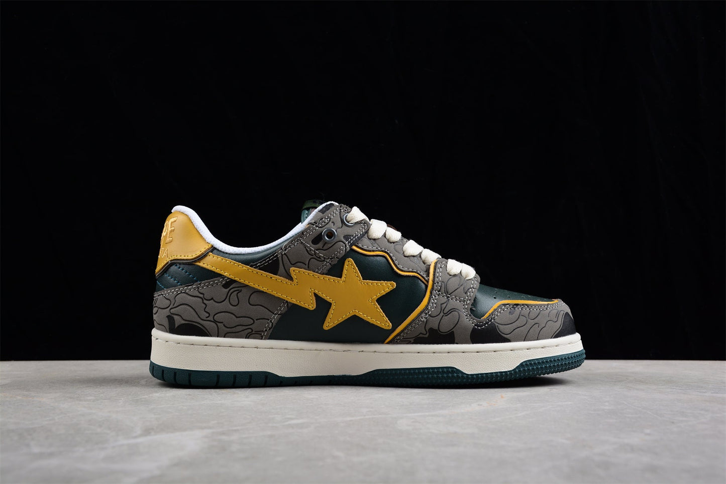 BAPE Sta Low-top Sneakers In And Yellow - Green Unisex Streetwear Limited Edition - **BAPE STA Low-Top Sneakers in Green and Yellow** Step into a world of vibrant style