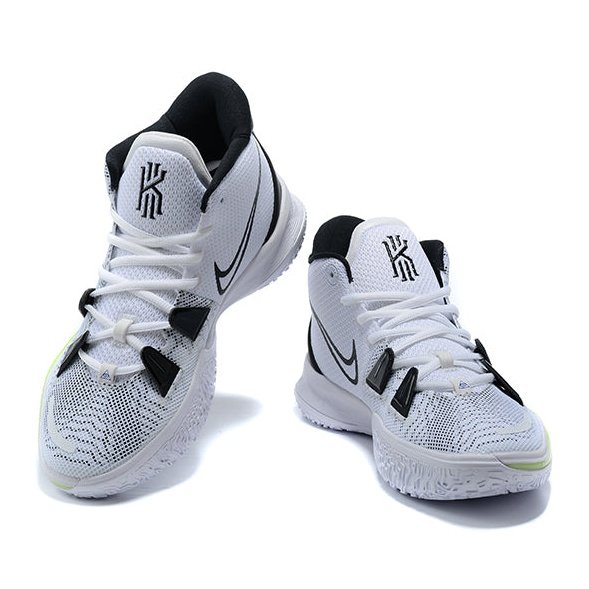 NIKE Kyrie 7 - Brooklyn Beats - Red Unisex Streetwear Limited Edition