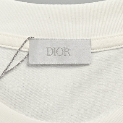 Camiseta Dior blanca y marrón