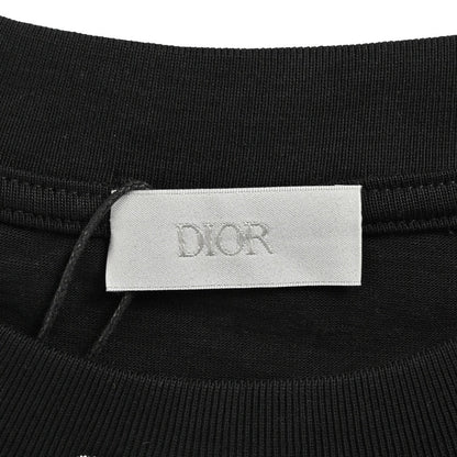 Camiseta negra minimalista de Dior