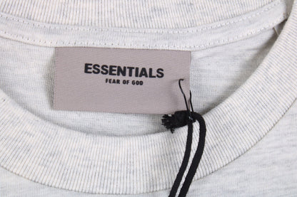 Camiseta con el logo de Fear of God Essentials - Gris jaspeado