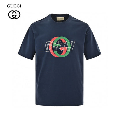 Gucci T-shirt With Overlapping Logo - Navy Unisex Streetwear Limited Edition - <span>Modern and trendy. Features overlapping Gucci logo in red and green. Made from high-quality fabric.