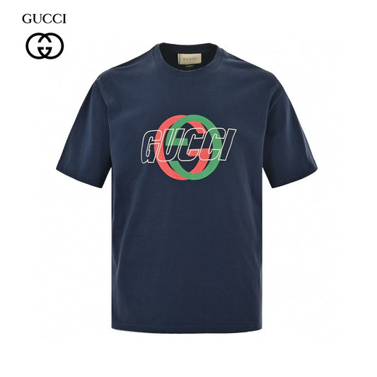 Gucci T-shirt With Overlapping Logo - Navy Unisex Streetwear Limited Edition - <span>Modern and trendy. Features overlapping Gucci logo in red and green. Made from high-quality fabric.