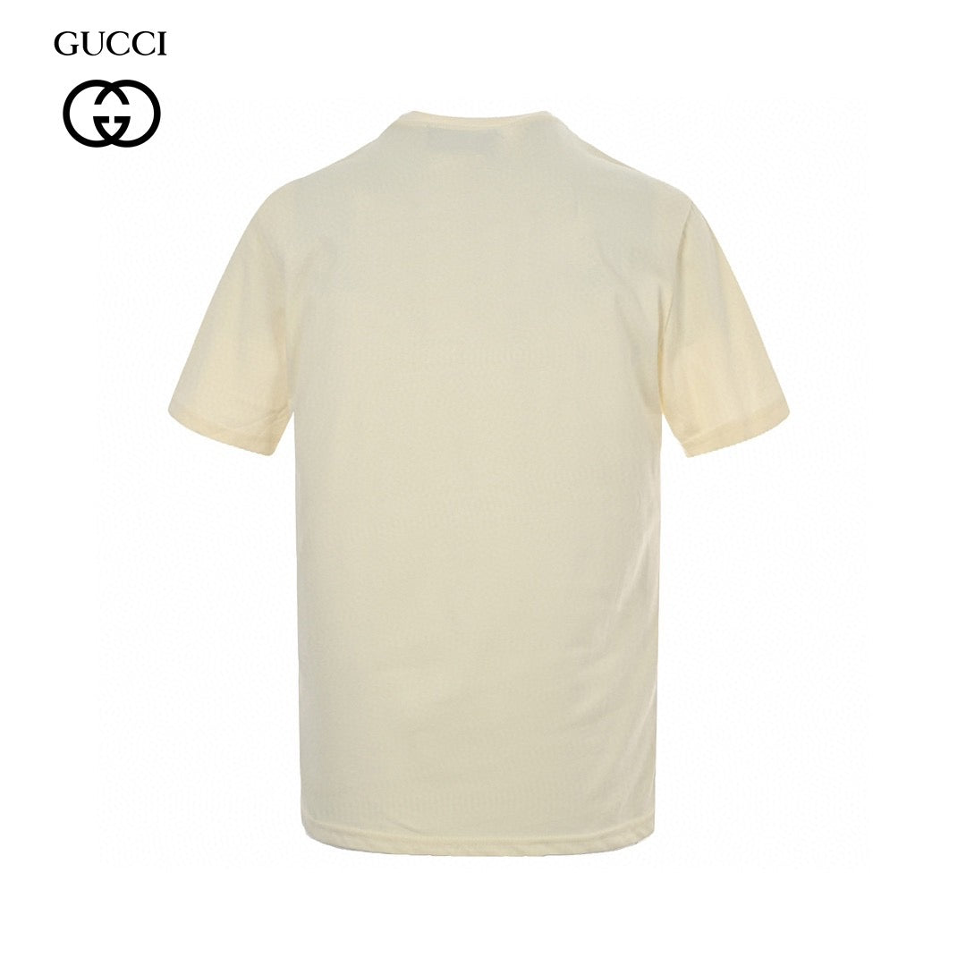 Camiseta Gucci color crema con estampado de oso
