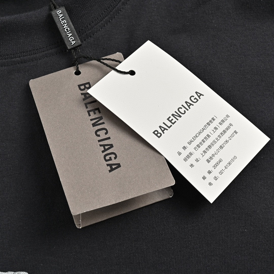 Balenciaga Paris Graphic T-shirt - Black Unisex Streetwear Limited Edition - <span>This Balenciaga t-shirt features a striking graphic design that showcases the iconic Eiffel Tower surrounded