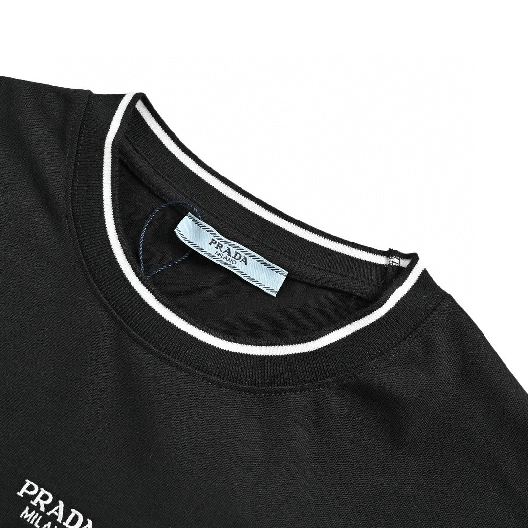 PRADA MILANO T-SHIRT BLACK - close up - replica sneakers