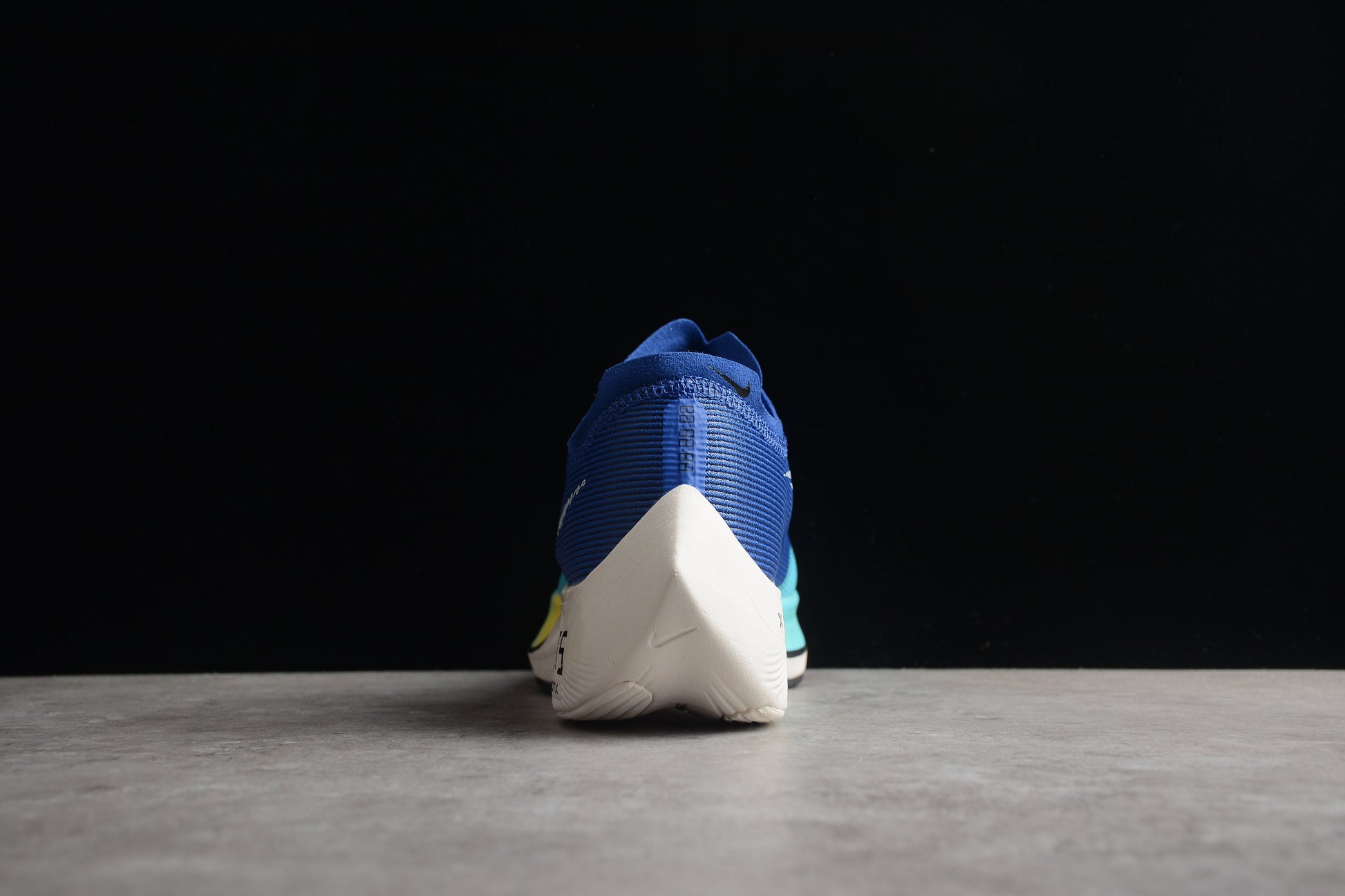 Zoom - Vaporfly Ne - T% 2 Blue And - White Unisex Streetwear Limited Edition