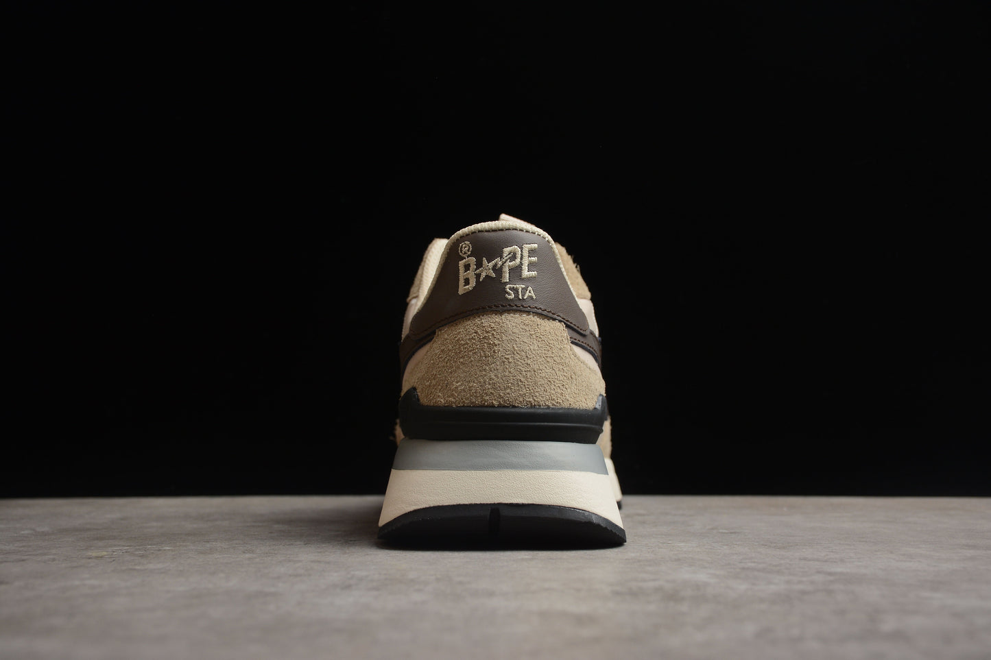 BAPE Sta Runner Sneakers In Beige And - Brown Unisex Streetwear Limited Edition - **BAPE STA Runner Sneakers in Beige and Brown** Introducing the BAPE STA Runner Sneakers in