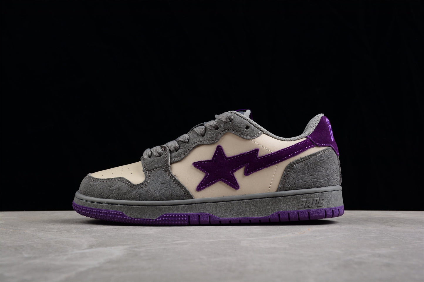 BAPE Sta Low-top Sneakers In Grey And - Purple Unisex Streetwear Limited Edition - **BAPE STA Low-Top Sneakers in Grey and Purple** Elevate your sneaker collection with the BAPE