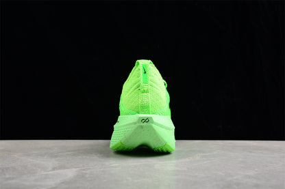 Zoom Alphafly Ne - T% 2 - Green Unisex Streetwear Limited Edition - The Nike Air Zoom Alphafly NEXT% 2 in vibrant green is a premier running shoe