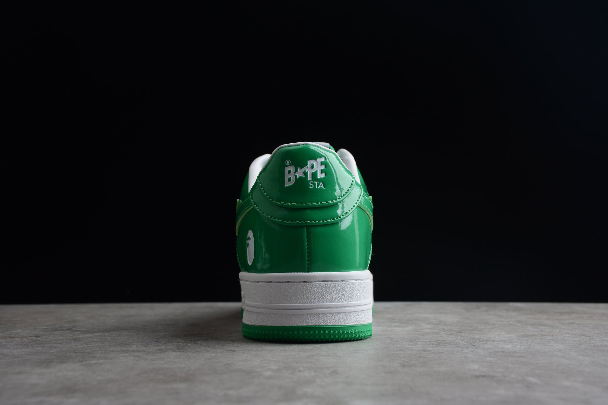 BAPE Sta Low-top Green And Sneakers - White Unisex Streetwear Limited Edition - **BAPE STA Low-Top Green and White Sneakers** Add a vibrant touch to your sneaker collection