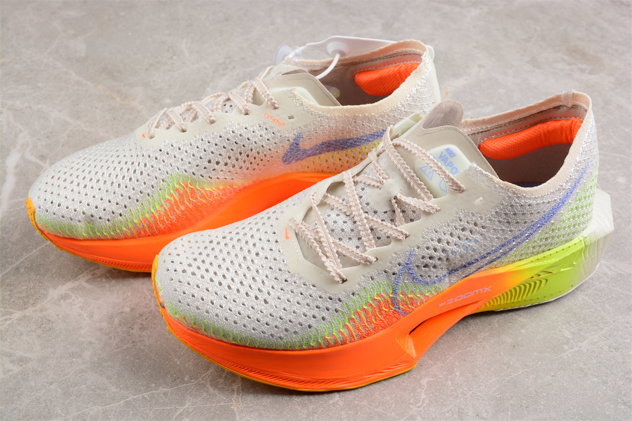 Zoom - Vaporfly Ne - T% 2 White,orange And Blue Shoes Unisex Streetwear Limited Edition - Introducing the Nike ZoomX Vaporfly Next% 2, a revolution in running performance footwear. This model