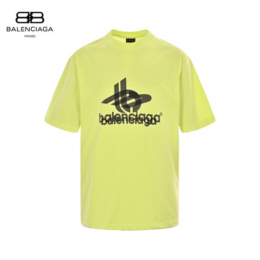 Balenciaga T-shirt - Overlapping Logo - Black Unisex Streetwear Limited Edition - <span>This Balenciaga t-shirt features a vibrant neon yellow color that makes a bold statement. The