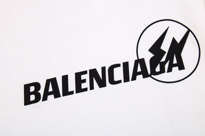BALENCIAGA Logo T-shirt - White Unisex Streetwear Limited Edition - The BALENCIAGA LOGO T-SHIRT WHITE - REPLICA is a timeless blend of luxury and simplicity