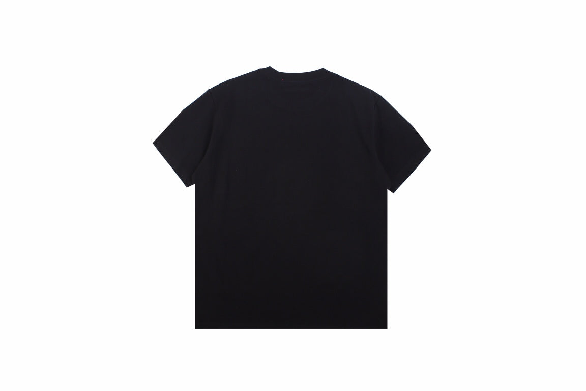 Gucci Cat Graphic T-shirt - Black Unisex Streetwear Limited Edition - <p dir='ltr'><span>This Gucci t-shirt features an adorable cat graphic design. The black shirt showcases