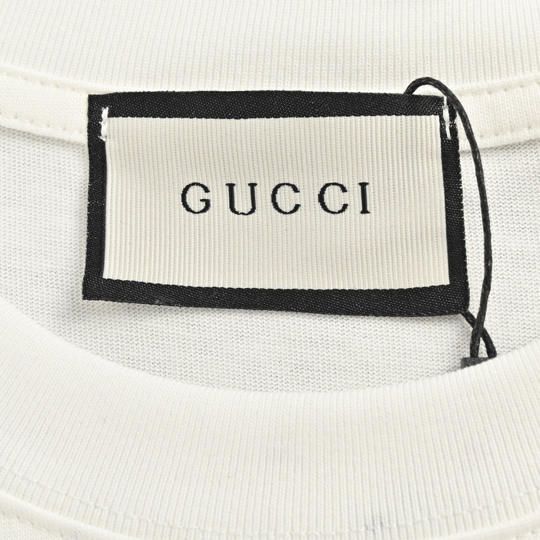 Camiseta Gucci - Logotipo garabateado