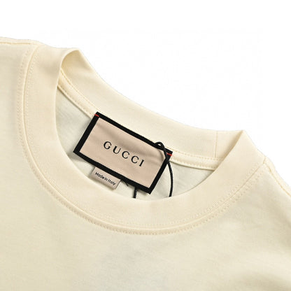 Camiseta gráfica Gucci (Crema)