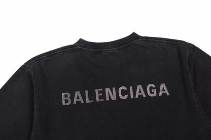 Camiseta Balenciaga con efecto lavado
