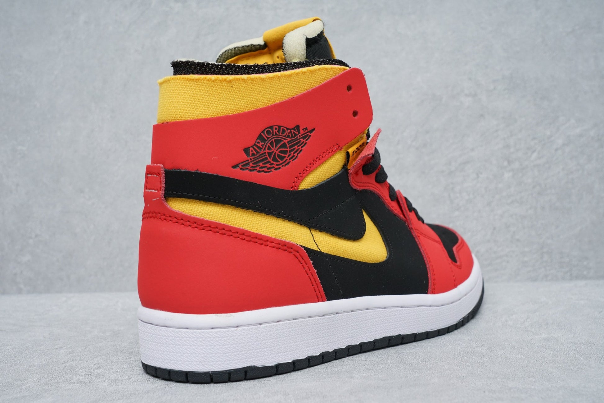JORDAN 1 High Zoom Air Cmft - Chile Red Sneakers - Black Unisex Streetwear Limited Edition
