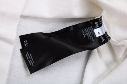Camiseta blanca con el logo de Balenciaga Toronto