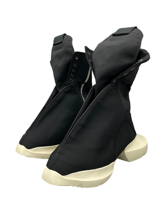 Rick Owens High-top Canvas Boots Jacket - Black Unisex Streetwear Limited Edition - **Rick Owens Black High-Top Canvas Boots: Avant-Garde Elegance** Discover the epitome of avant-garde fashion with