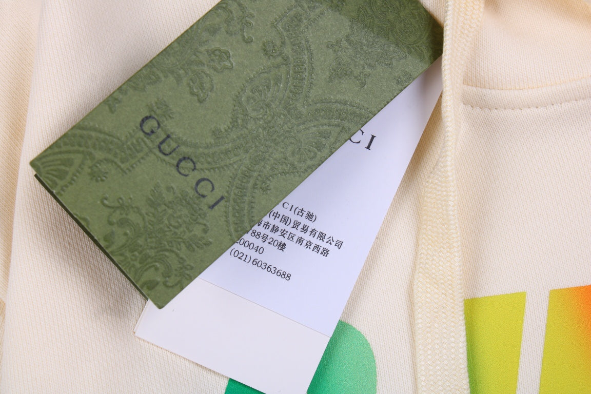 Sudadera con capucha Gucci con logo arcoíris - Crema