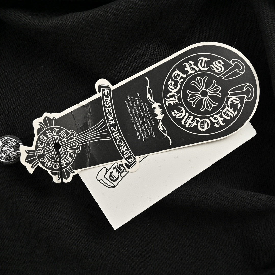 Camiseta Gucci con logo de manzana (negra)