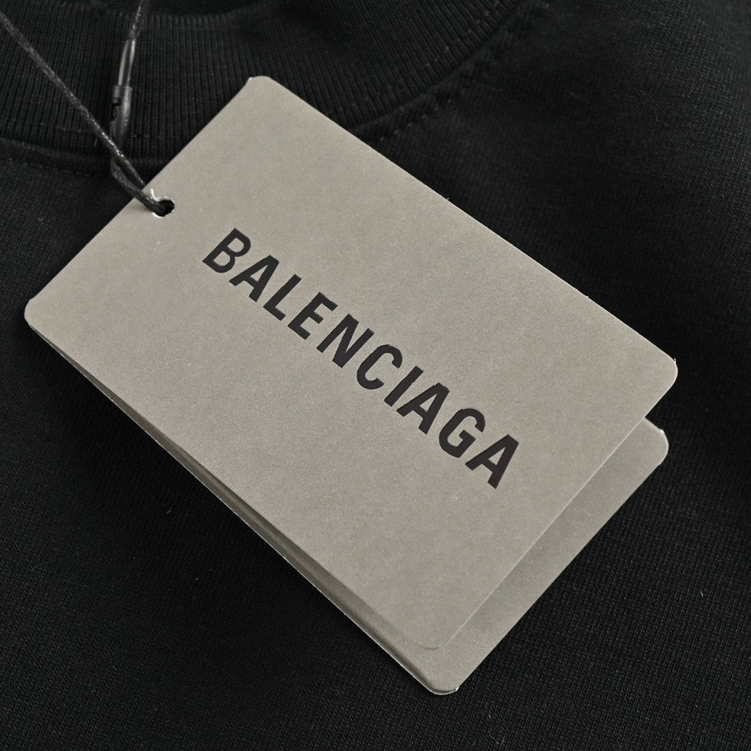 Camiseta negra de campaña política de Balenciaga