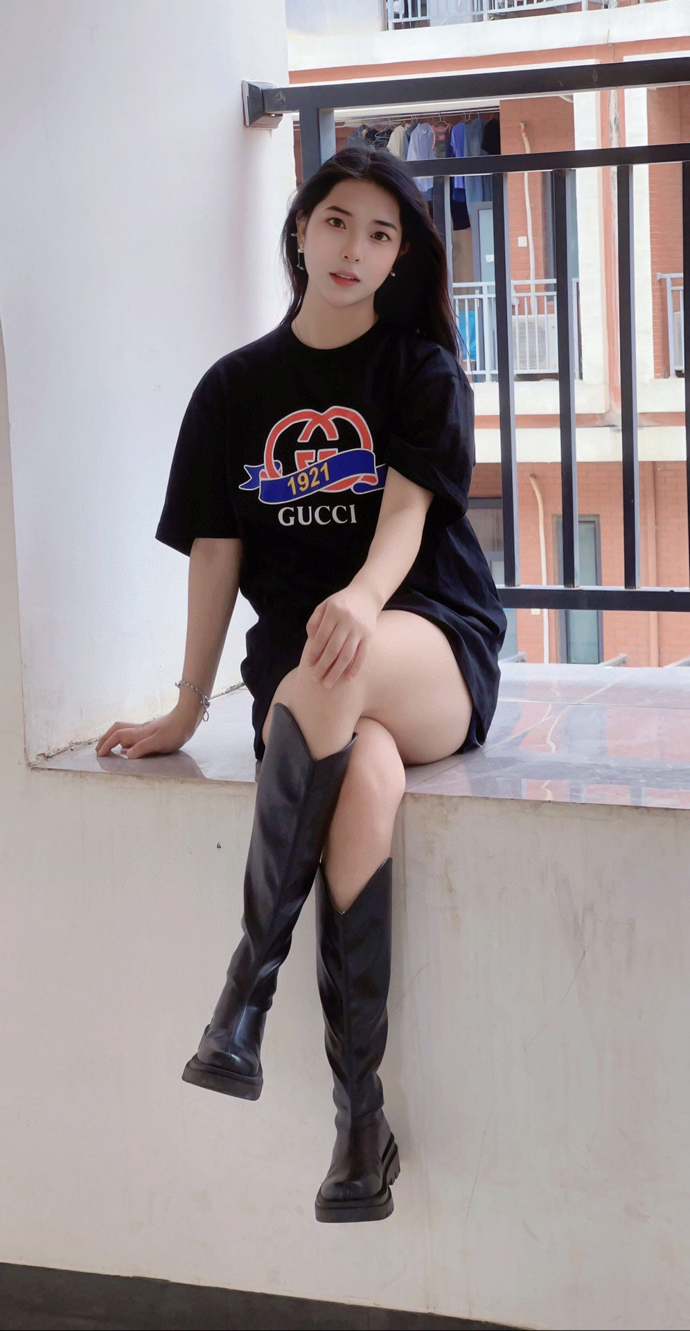 Camiseta con el logo de Gucci de 1921