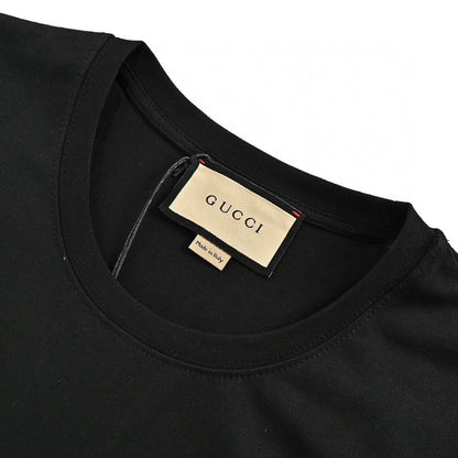 Camiseta gráfica Gucci 1921