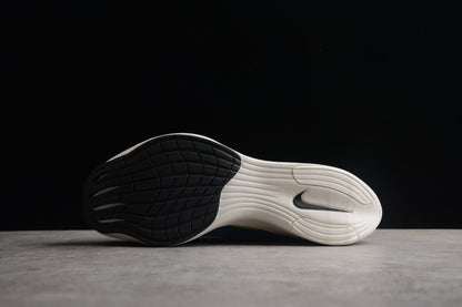 Zoom - Vaporfly Ne - T% 2 Blue And - White Unisex Streetwear Limited Edition