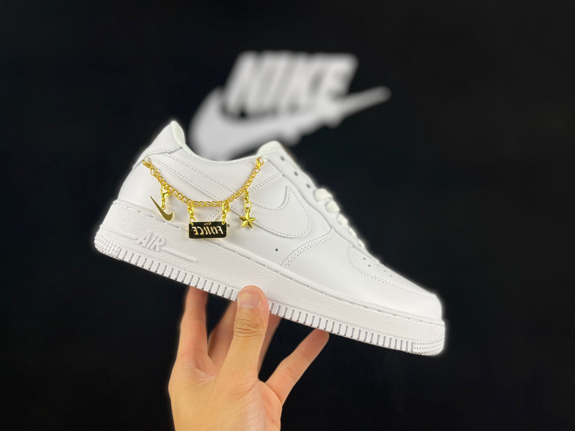 NIKE Air Force 1 Low 'gold Chain' - White Unisex Streetwear Limited Edition - **Nike Air Force 1 Low 'Gold Chain'** The Nike Air Force 1 Low 'Gold Chain'
