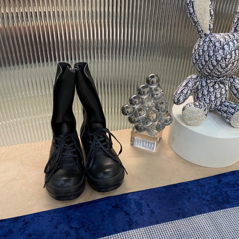High-Top Leather Lace-up Boots - Black Unisex Streetwear Limited Edition - **High-Top Leather Lace-Up Boots** Introducing the epitome of rugged elegance, these high-top leather lace-up boots