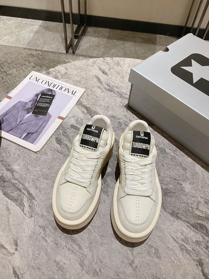 Converse - Undercover Turbowpn Low Sneakers - - White Unisex Streetwear Limited Edition - ### Converse x UNDERCOVER TURBOWPN Low Sneakers - White Introducing the Converse Turbo Weapon in