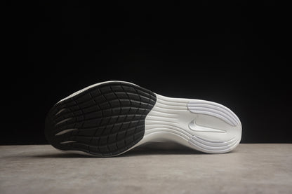 Zoom - Vaporfly Ne - T% 2 - White Unisex Streetwear Limited Edition