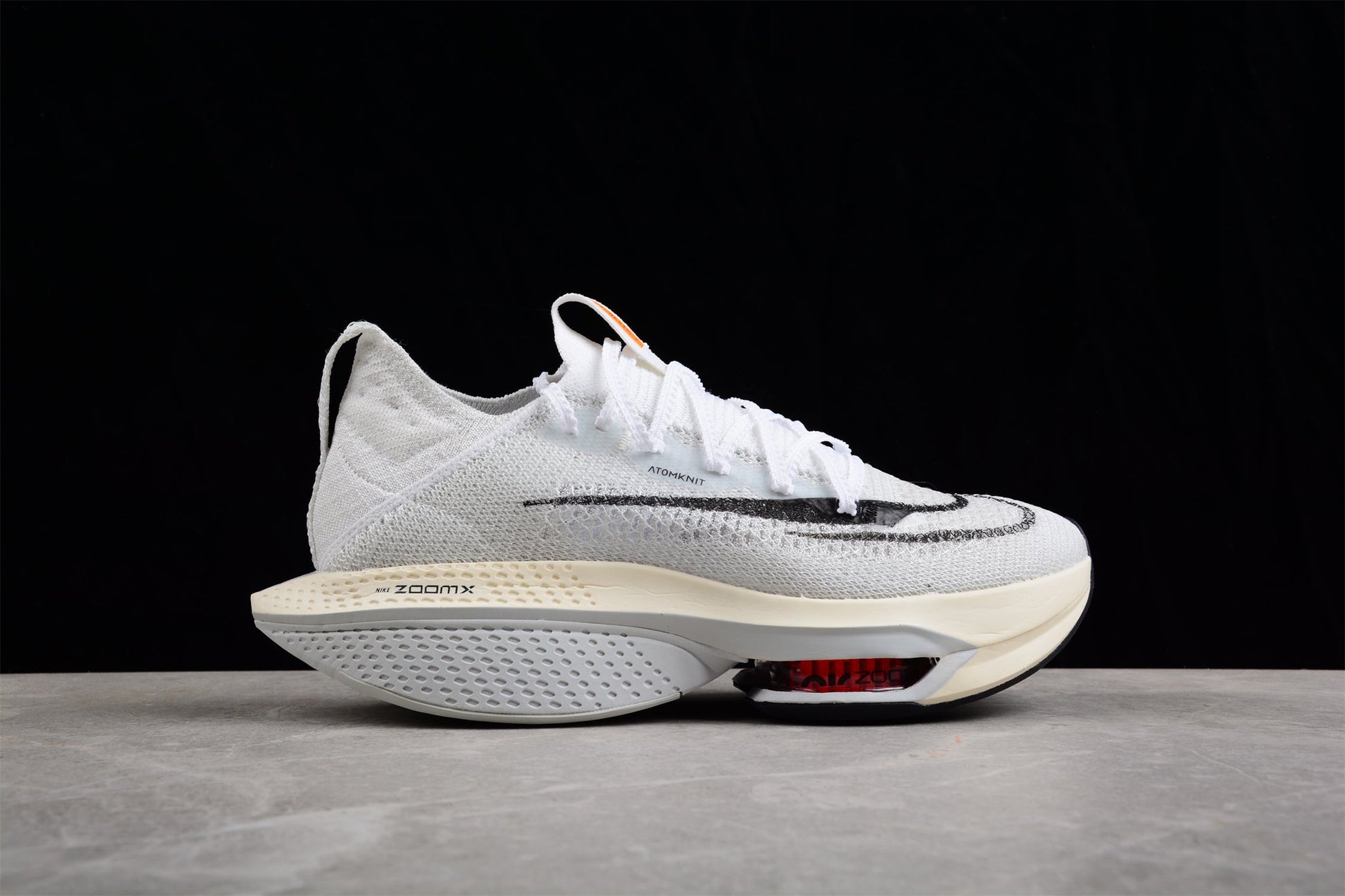 Zoom Alphafly Ne - T% 2 White And - Black Unisex Streetwear Limited Edition