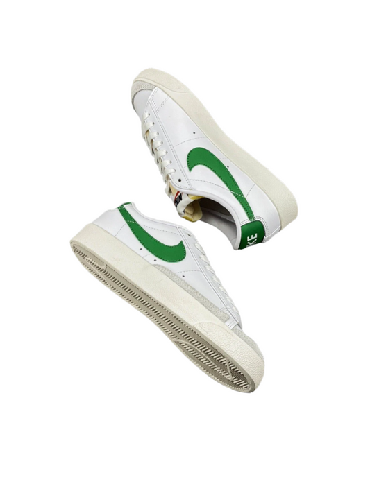 The Nike Blazer Low '1977 Vintage 'pink Green' Unisex Streetwear Limited Edition - The Nike Blazer Low '1977 Vintage 'Pink Green' combines retro aesthetics with fresh pops of