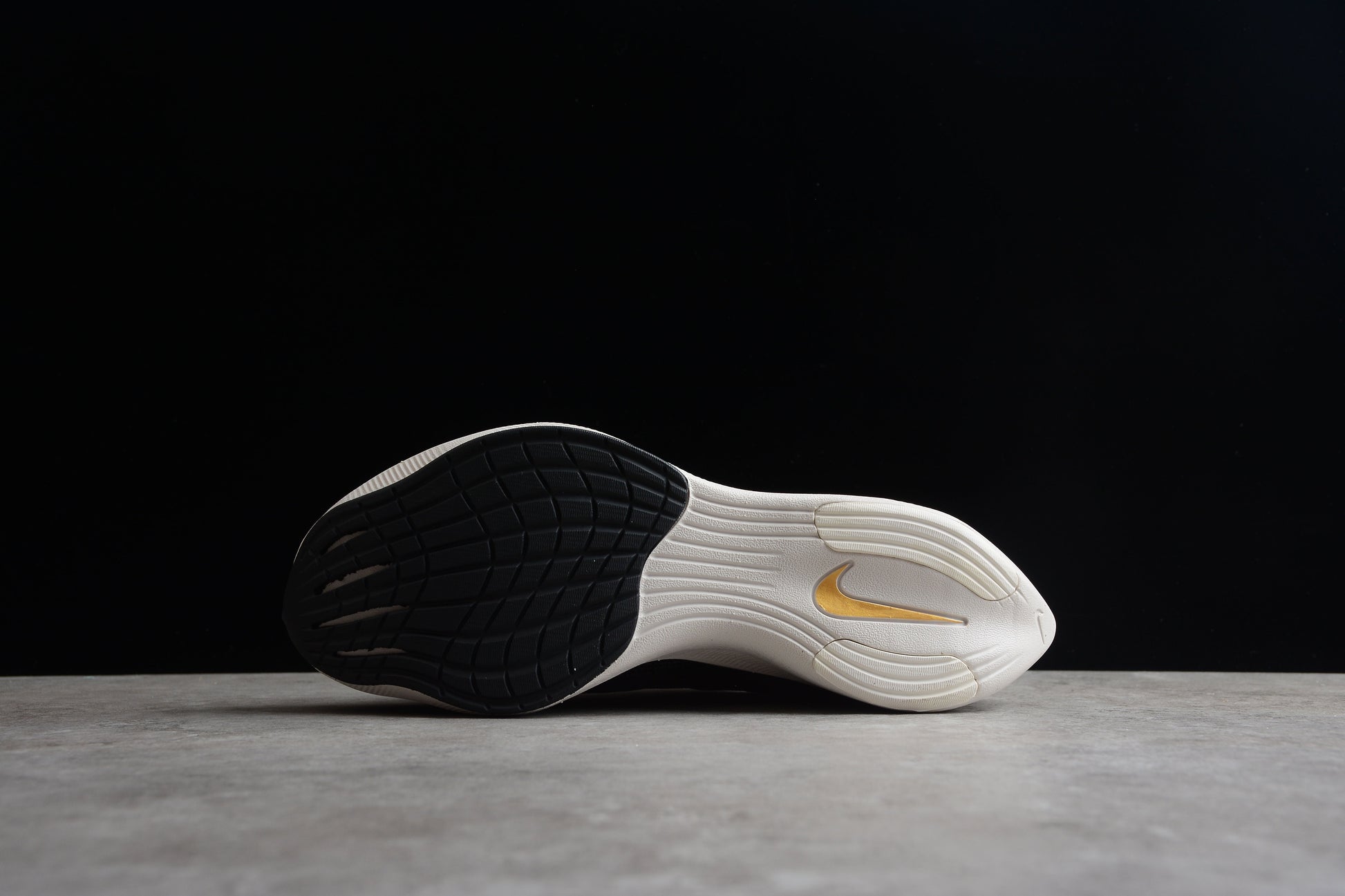 Zoom - Vaporfly Ne - T% 2 And White - Black Unisex Streetwear Limited Edition