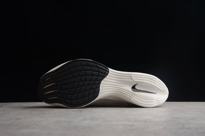Zoom - Vaporfly Ne - T% 2 Black white And Yellow Shoes Unisex Streetwear Limited Edition